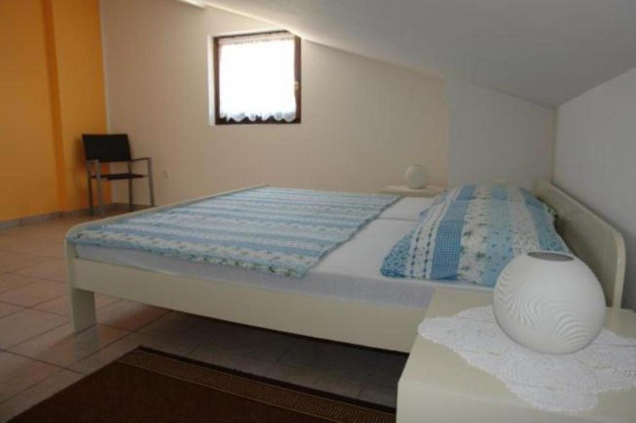 Apartments Besedic マンドレ エクステリア 写真